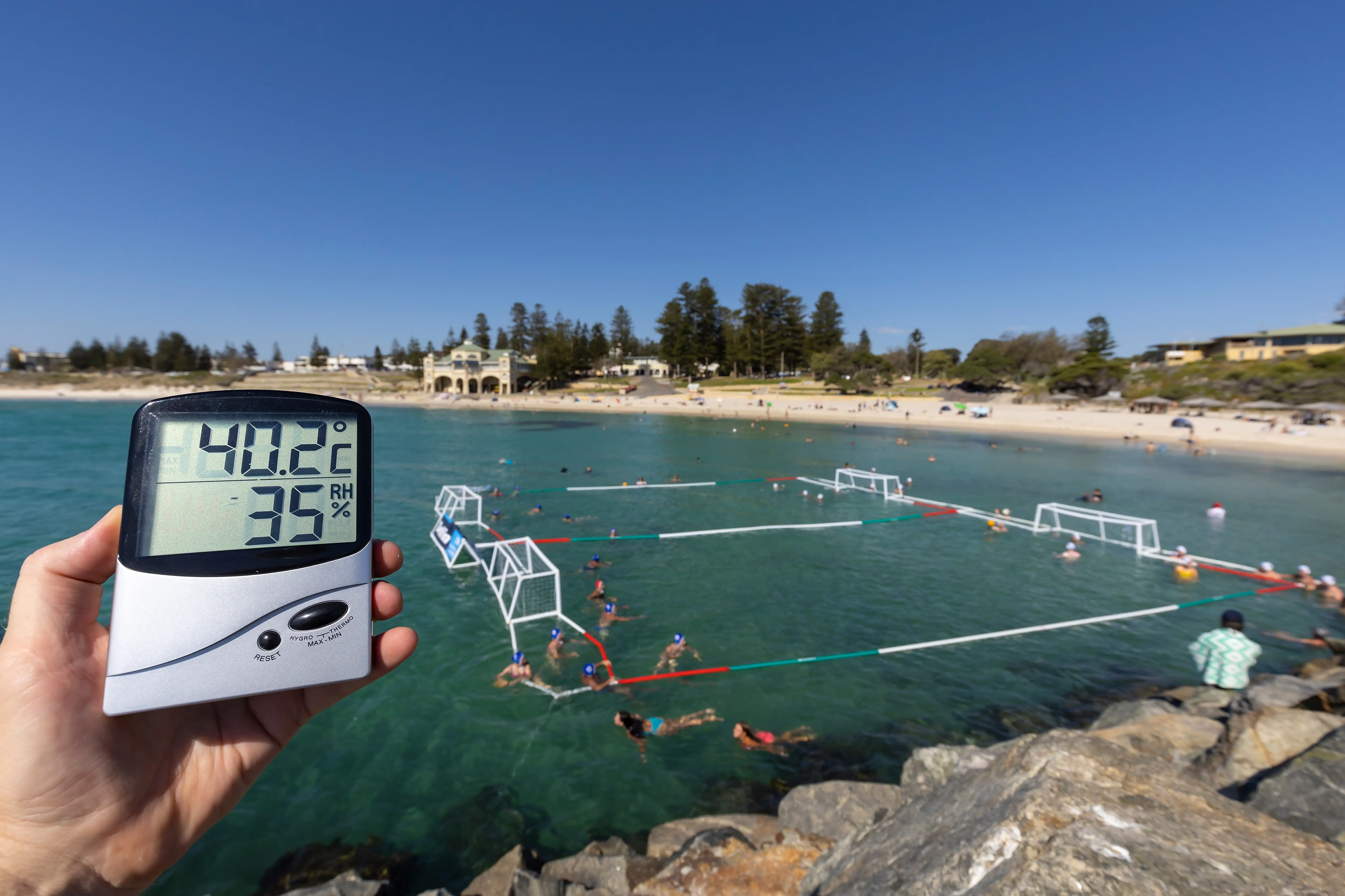 A  a thermometer reading over 40 degrees celsius is pictured at Cottesloe Beach