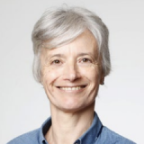Dr Edith Nicolas