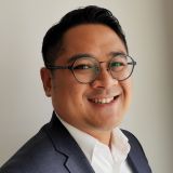 Dr Yoes C.Kenawas