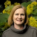 Dr Fiona Giles
