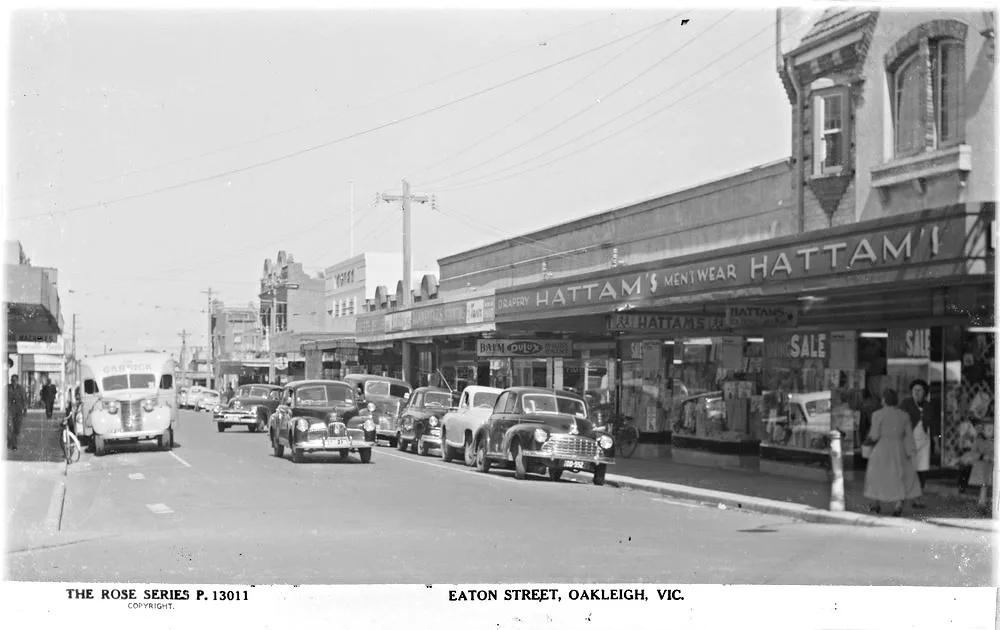An old black-and-white photo of high street in Oakleigh