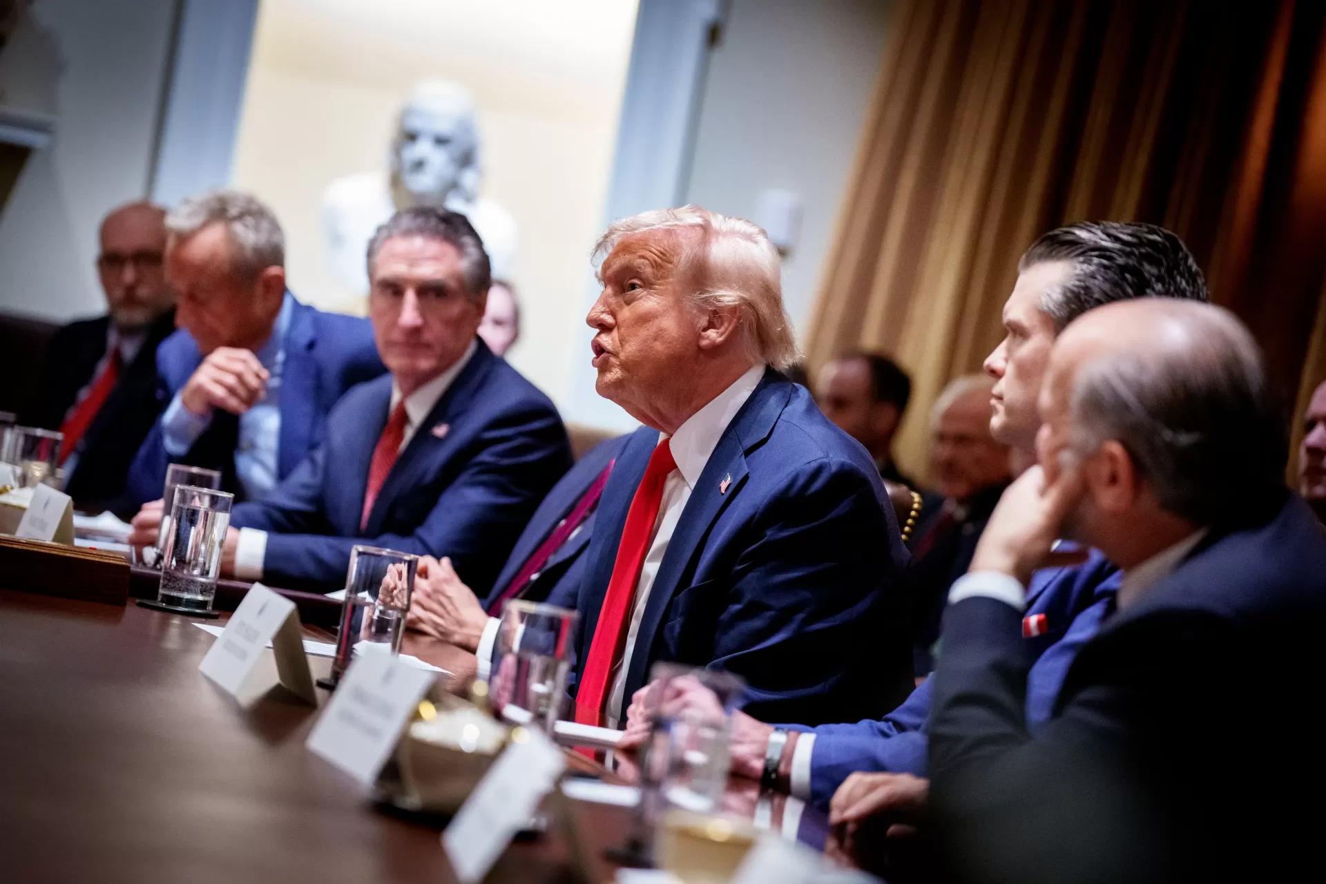 Donald Trump holding a cabinet meeting at the White House