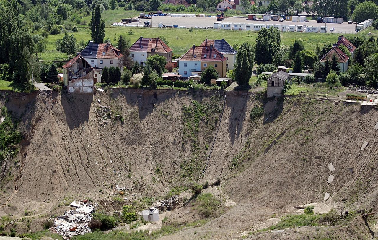 Decoding data to predict landslides thumbnail image