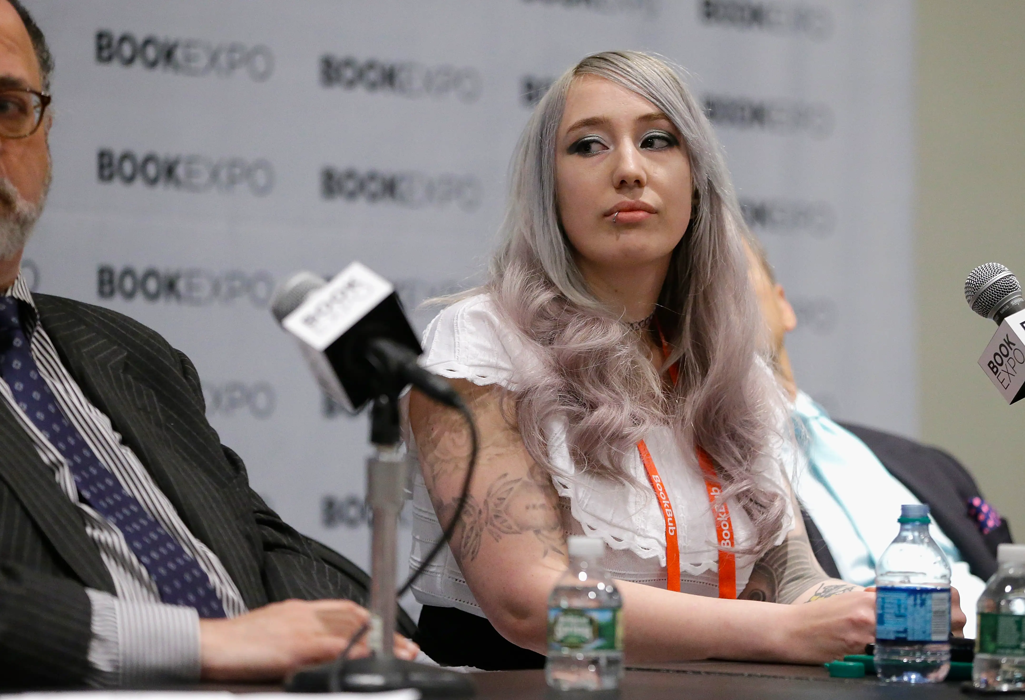 Zoe Quinn speaking at a public event.