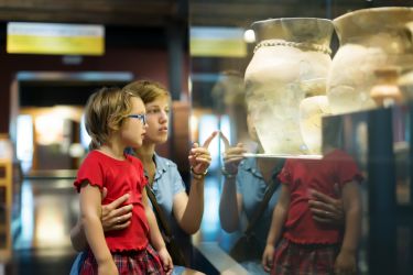 How does learning happen in museums? thumbnail image
